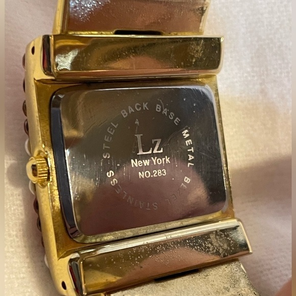 Lz of New York Aurora Borealis Ladies Watch, Pink w White Pearl flowers, Works! - Picture 14 of 14